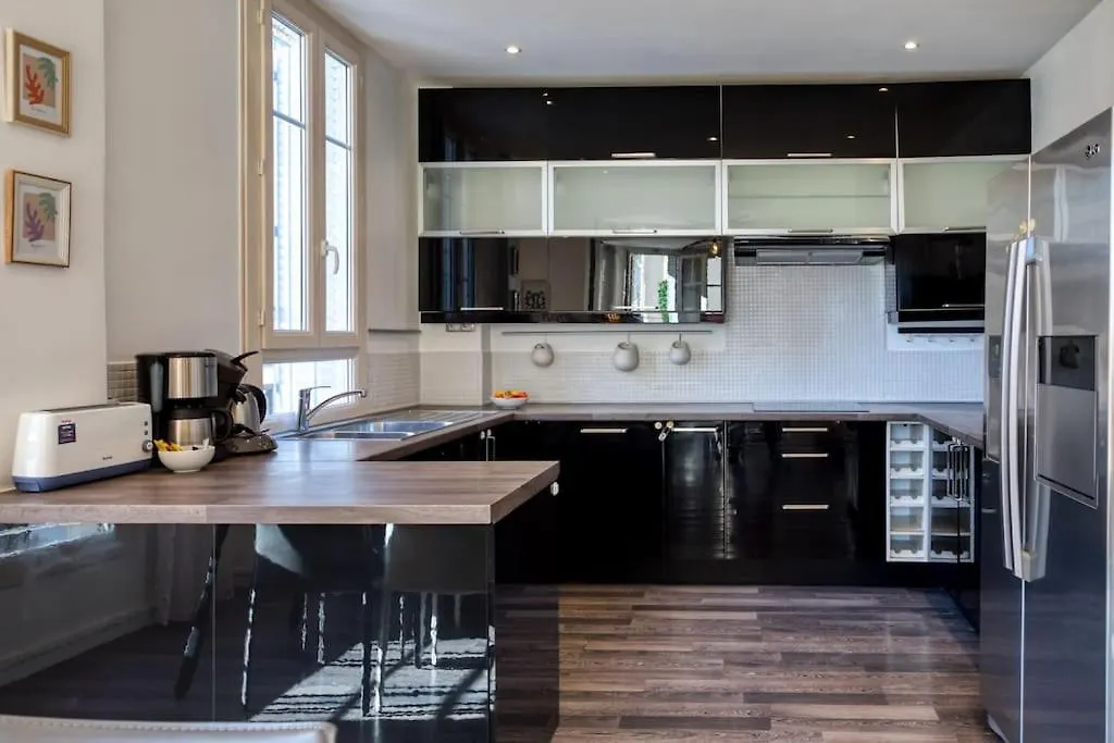 Apartment L1 Suite Auguste Valensin 10 Min A Pied Mer Clim&Wifi Nice France