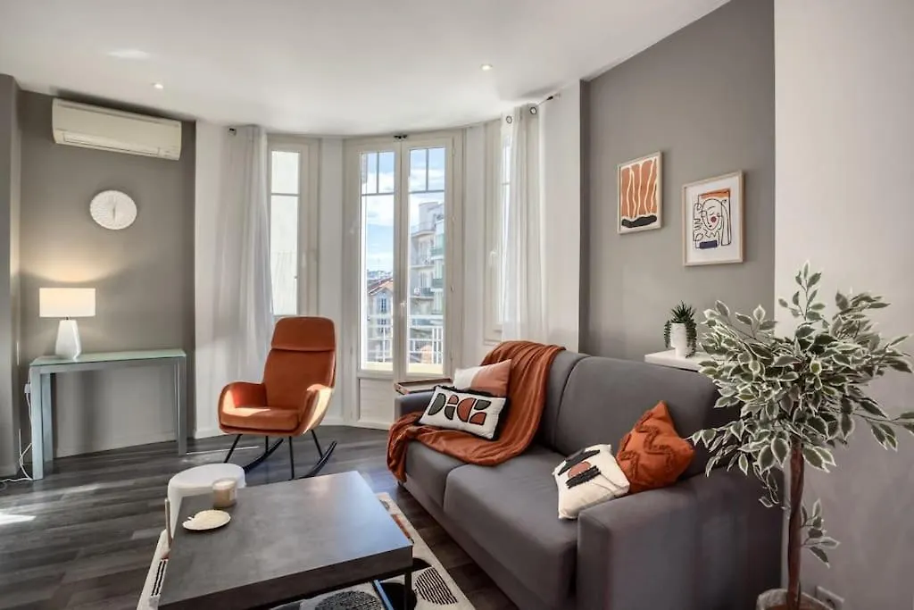 Apartment L1 Suite Auguste Valensin 10 Min A Pied Mer Clim&Wifi Nice